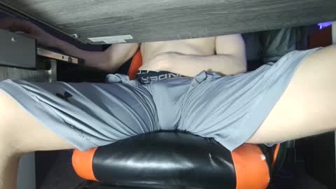 Dick And Muscle online show from January 8, 12:17 am