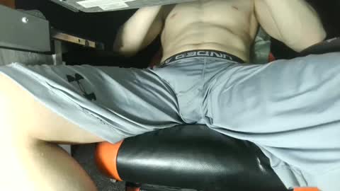 Dick And Muscle online show from February 19, 5:06 pm