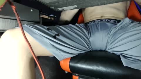 Dick And Muscle online show from December 27, 4:04 am