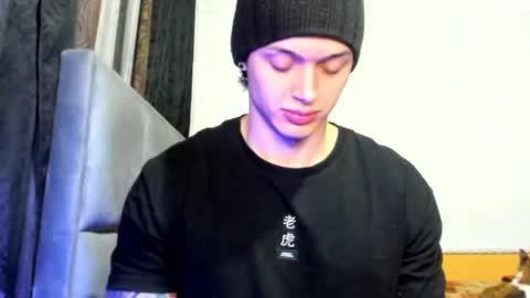 jhon online show from December 4, 2:31 am