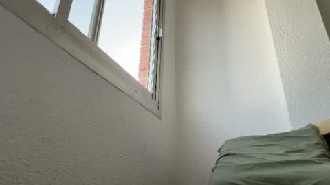 Im Julian  all cum shot videos here    online show from June 18, 5:40 pm