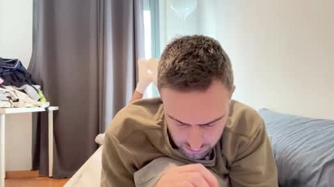 Im Julian  all cum shot videos here    online show from November 18, 12:20 pm