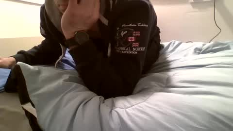 Snapshot of didouille84 chatting on February 25, 11:00 pm ZokZok online show from February 25, 11:00 pm