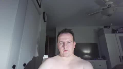 Snapshot of diego_condesso chatting on December 21, 2:30 am Andy Brownhill online show from December 21, 2:30 am