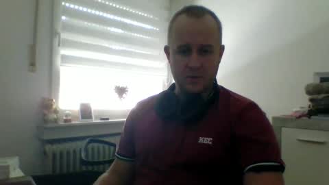 dienummer10 online show from October 24, 11:56 am