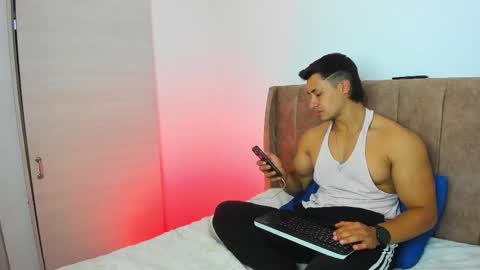 Dilan Coy online show from December 19, 10:17 pm