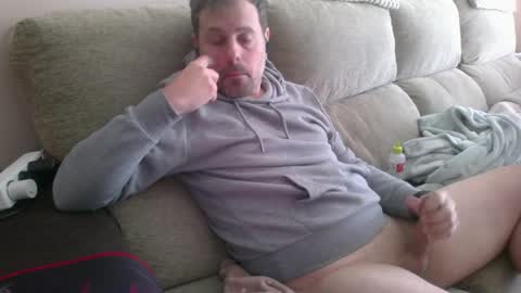 dili999 online show from April 5, 10:12 am