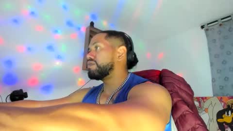 dimitry kyle mucle online show from December 18, 12:17 am