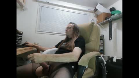 Dinkdork just having a good time online show from October 3, 2:38 am