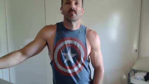 dirty_birdy_ online show from May 14, 8:40 pm
