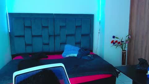 dirty model online show from September 22, 7:19 am