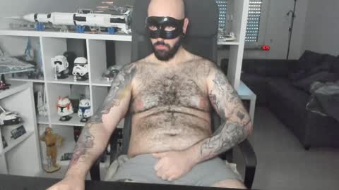 Snapshot of dirtybalws chatting on January 13, 3:26 pm Robert online show from January 13, 3:26 pm