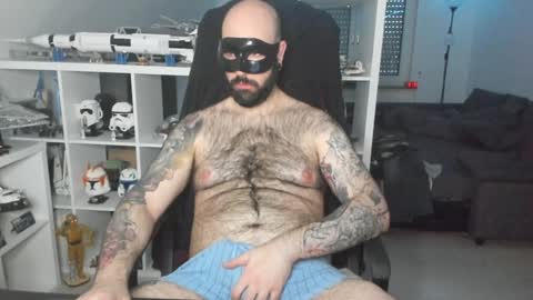 Snapshot of dirtybalws chatting on January 24, 7:19 am Robert online show from January 24, 7:19 am