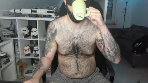 Snapshot of dirtybalws chatting on January 29, 4:19 pm Robert online show from January 29, 4:19 pm