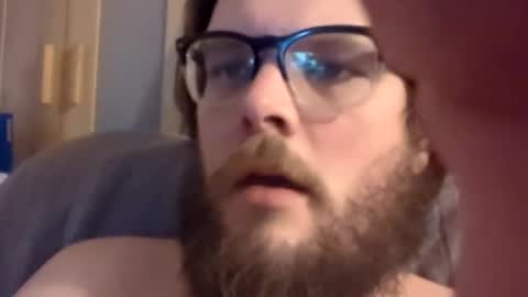 Snapshot of dirtydogsday chatting on January 2, 6:34 pm Dirtydog online show from January 2, 6:34 pm