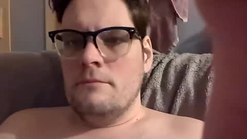 Snapshot of dirtydogsday chatting on February 7, 8:10 pm Dirtydog online show from February 7, 8:10 pm