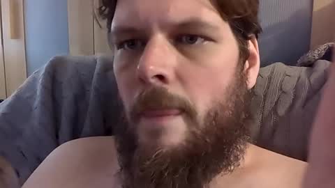 Snapshot of dirtydogsday chatting on October 17, 2:32 pm Dirtydog online show from October 17, 2:32 pm