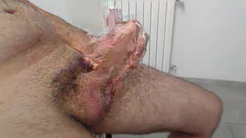 Snapshot of dirtyman8603 chatting on September 19, 9:21 am dirtyman8603 online show from September 19, 9:21 am