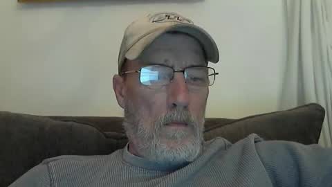 Snapshot of dirtynastyoldman chatting on March 3, 1:04 pm dirtynastyoldman online show from March 3, 1:04 pm