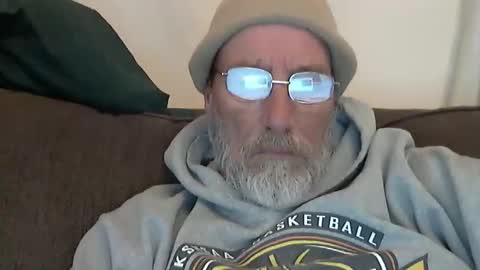 dirtynastyoldman online show from December 3, 8:15 pm