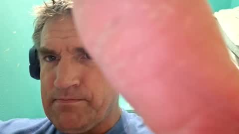 distruct6969 online show from April 6, 11:33 am