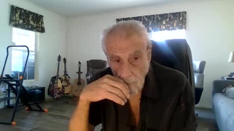 dogluc7 online show from February 28, 4:10 pm