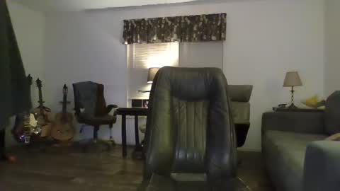 dogluc7 online show from March 2, 2:19 am