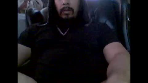 Sullyboyx online show from January 1, 7:43 pm