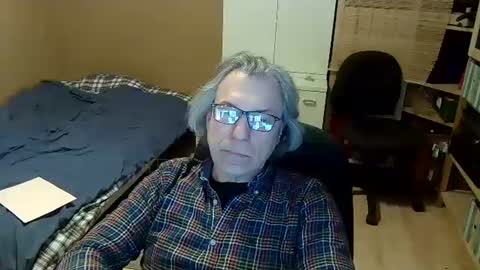 domiande online show from January 6, 9:08 am