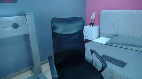 Domiinik online show from January 23, 8:45 pm