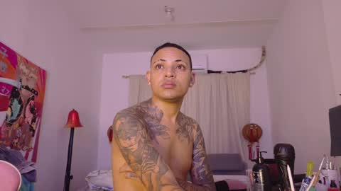 jjhoy online show from April 30, 9:49 am