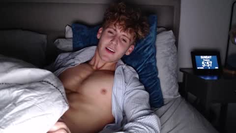 Alex...  online show from October 26, 4:58 am