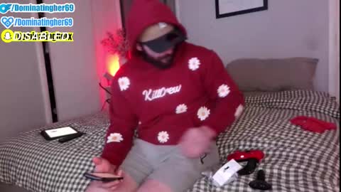 dominatingher69 online show from February 14, 1:11 am