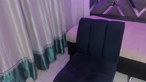 DOMI online show from March 25, 3:32 am