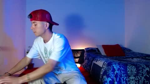 DOMINIC AND ANDREW online show from February 19, 6:21 am