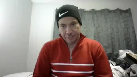 luis online show from February 9, 8:11 am