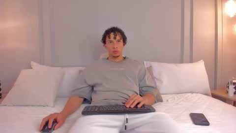 Dominick Star online show from December 2, 4:26 am