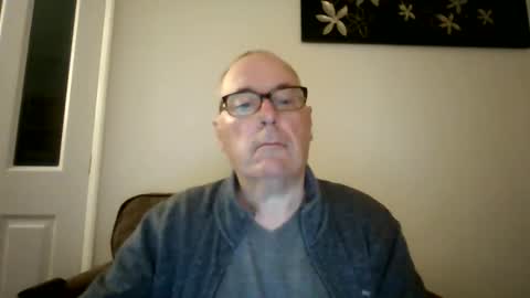 Snapshot of domjolly08 chatting on September 23, 9:36 pm David uk online show from September 23, 9:36 pm