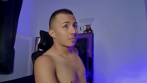 Donat Independent Model online show from February 1, 12:53 am