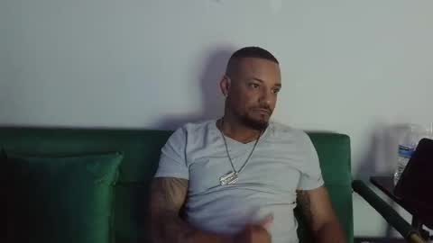 Gifted online show from April 25, 9:45 pm