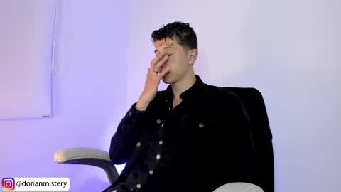 dorian_mystery online show from April 14, 1:06 am