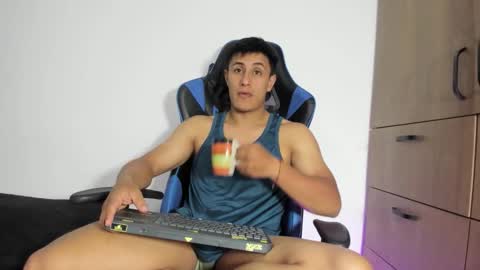 dorman_boy online show from February 17, 1:59 am