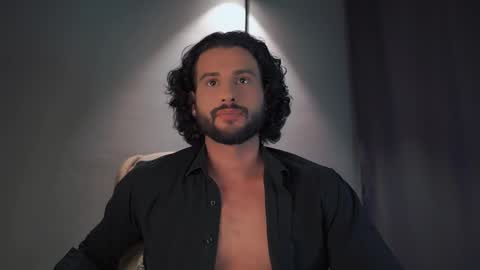 Keen online show from February 1, 9:57 pm