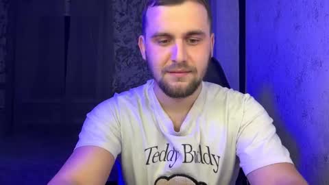 douglas_666 online show from February 8, 8:35 pm