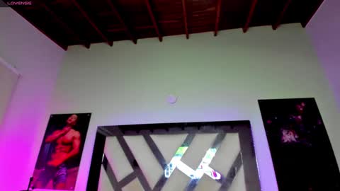 Douglas Safado online show from March 6, 7:47 am