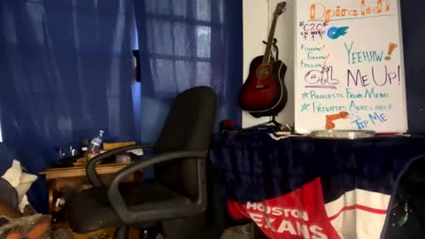 MrPirated online show from February 6, 8:45 pm