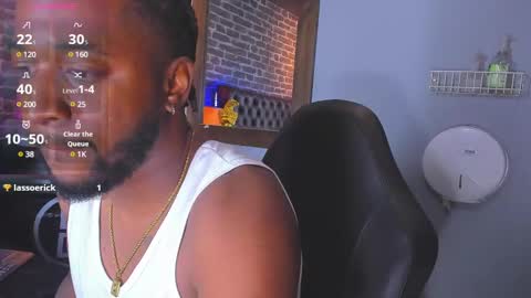 ---Drake--- online show from January 13, 9:20 pm