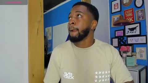 ---Drake--- online show from October 11, 9:19 pm