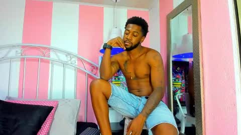 ---Drake--- online show from December 22, 4:38 pm