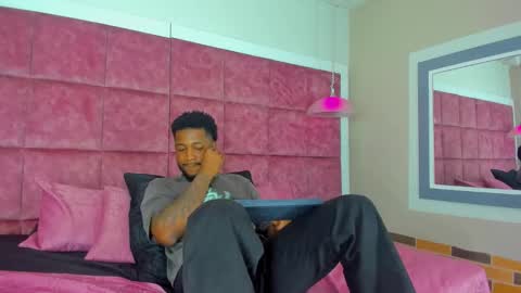 ---Drake--- online show from December 28, 6:08 pm